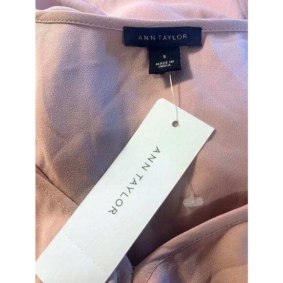Ann Taylor Pink Ruffle Neck Long Sleeve Blouse - Size Small- NWT - Picture 5 of 5